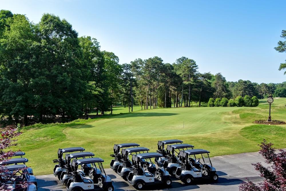 Embassy Suites Greenville Golf Resort & Conference Center Esterno foto