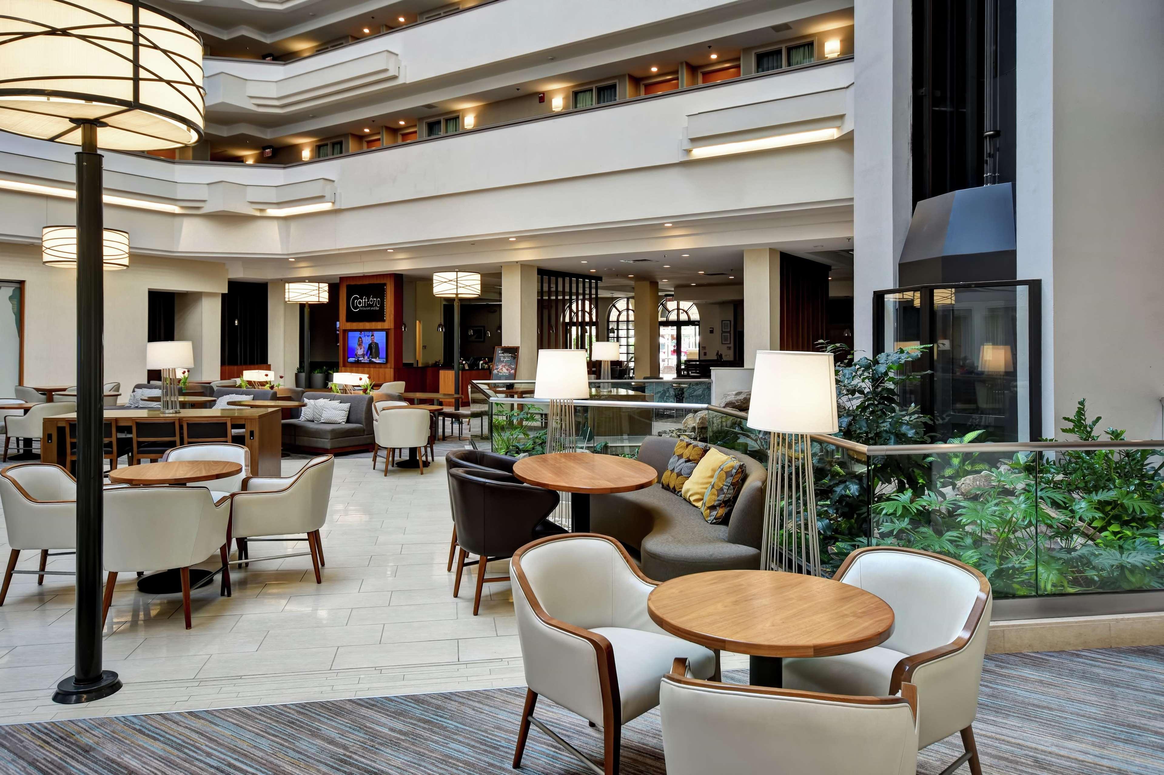 Embassy Suites Greenville Golf Resort & Conference Center Esterno foto