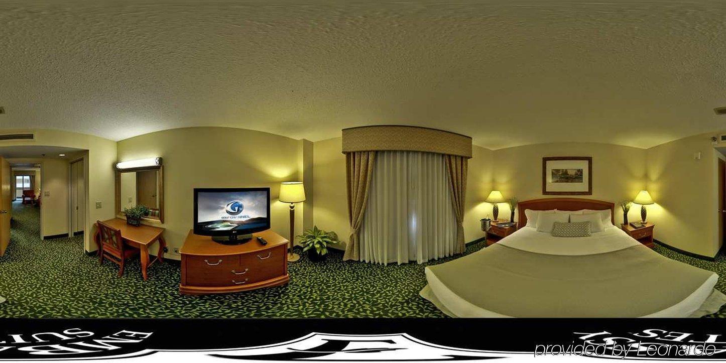 Embassy Suites Greenville Golf Resort & Conference Center Esterno foto